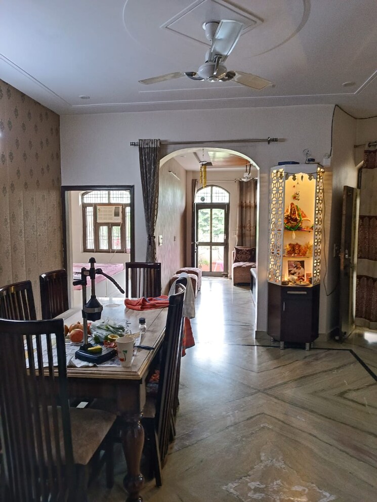 Gym, tarang-orchid 3 Bedroom 200 Sq.Yd. Builder Floor In Sector 28 Faridabad 9037637