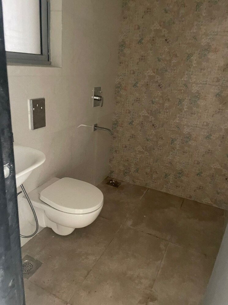 Bathroom, bhoomi-castle 2 Bedroom 990 Sq.Ft. Apartment In Malad West Mumbai 9037662