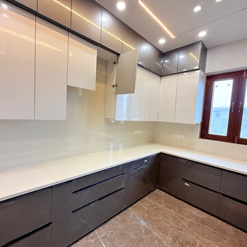 Kitchen in 3 BHK Builder Floor at Sector 105 – for Rent