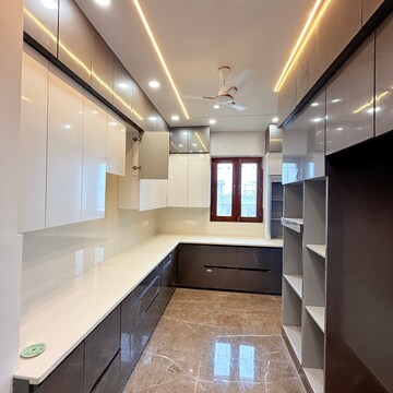 Kitchen in 3 BHK Builder Floor at Sector 105 – for Rent