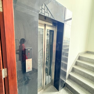 Building Lobby in 3 BHK Builder Floor at Sector 105 – for Rent
