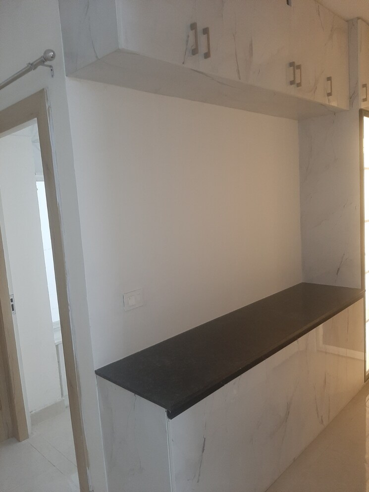 Room, signature-global-golf-greens 1 Bedroom 399 Sq.Ft. Apartment In Sector 79 Gurgaon 9037653