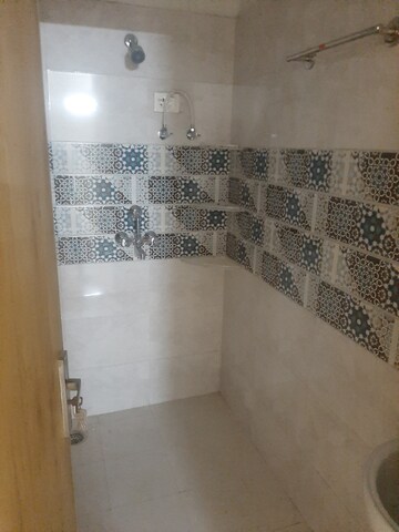 Room in 1 BHK Apartment at Signature Global Golf Greens, Sector 79 – for Rent