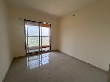 2 BHK Apartment For Rent in Mahavir Kalpavruksha, Ghodbunder Road