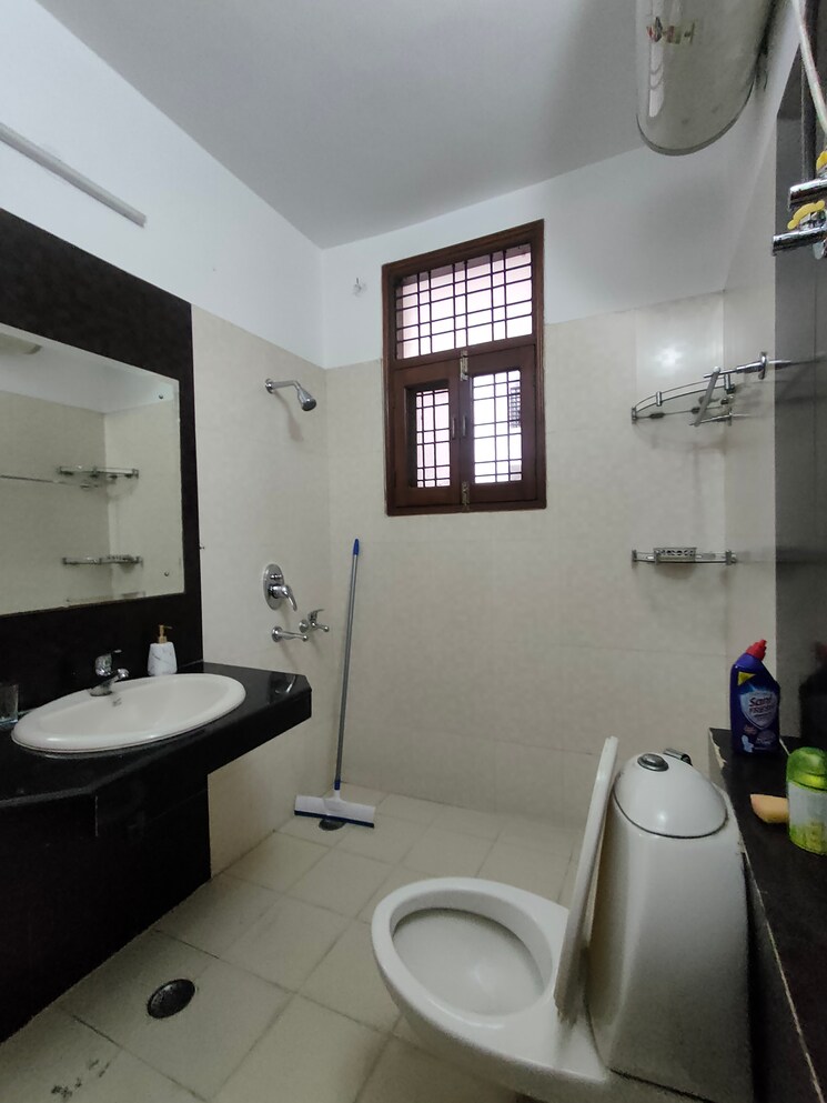 Team Area, south city 1 3 Bedroom 2500 Sq.Ft. Independent House In South City 1 Gurgaon 9037697