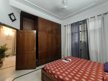 Bedroom in 3 BHK Independent House at South City 1 – for Rent