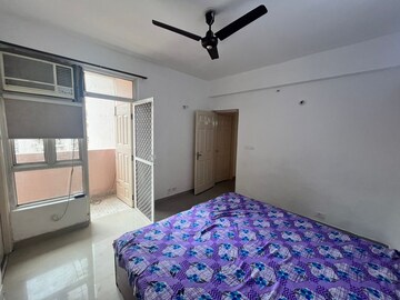 Bedroom in 2 BHK Apartment at Supertech Cape Town, Sector 74 – for Rent