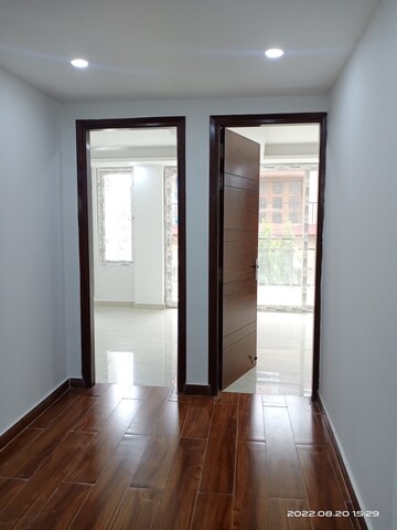 Building Lobby in 3 BHK Builder Floor at Vasant Kunj – for Rent