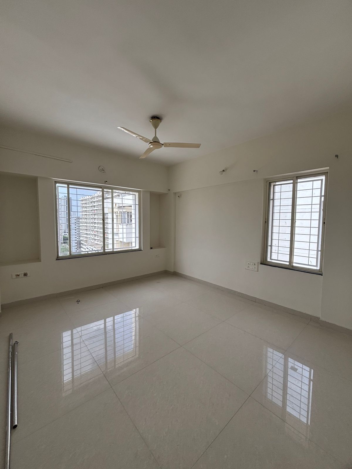 3 BHK Apartment For Rent in Madhuban Apartment