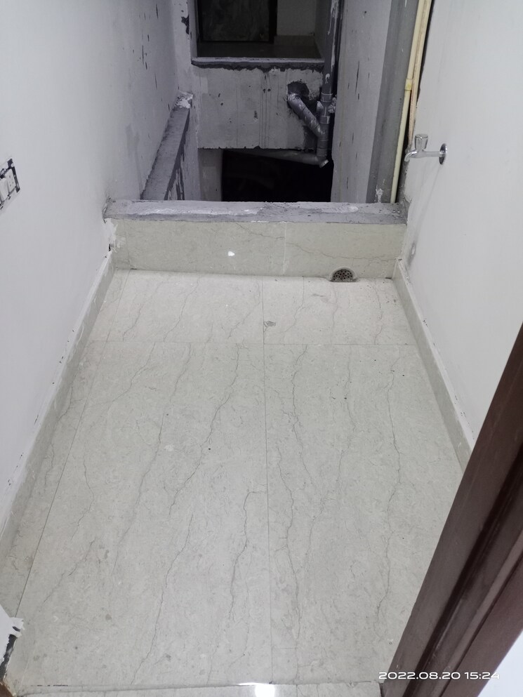 Balcony, vasant kunj 3 Bedroom 1100 Sq.Ft. Builder Floor In Vasant Kunj Delhi 9037704