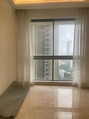 Room in 3 BHK Apartment at Bhoomi Celestia, Malad West – for Sale