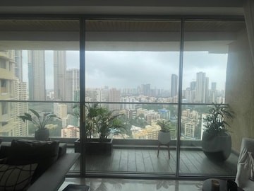 Room in 3 BHK Apartment at Bhoomi Celestia, Malad West – for Sale