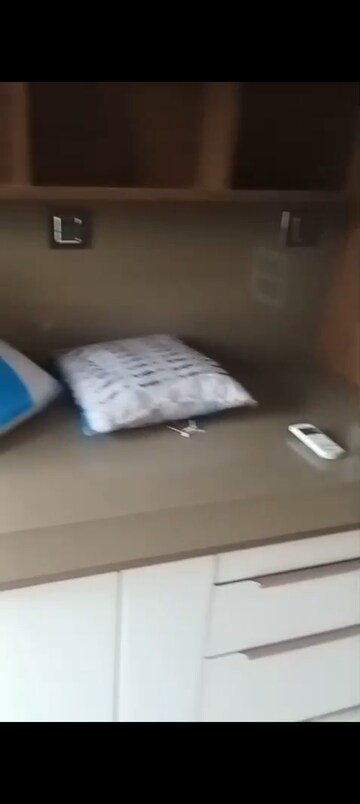 Bedroom in 2.5 BHK Apartment at Marathon Monte South, Byculla West – for Rent