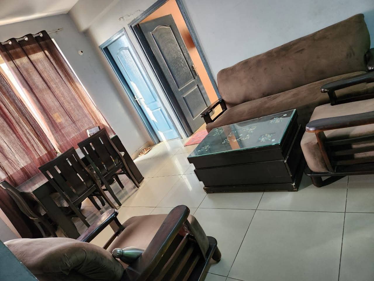 2 BHK + Pooja Room Apartment For Rent in Bathla Apartment 