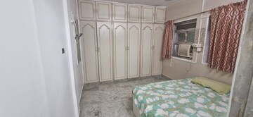 Bedroom in 2 BHK Apartment at Malad West – for Rent