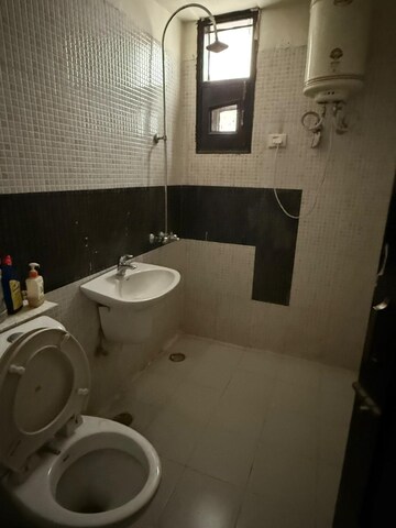 2 BHK Builder Floor For Rent in Balaji Chandigarh Royale City, Lohgarh
