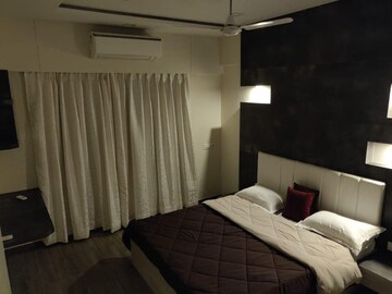 Team Area in 2 BHK Apartment at Blue Ozone Residency, Dahisar West – for Sale