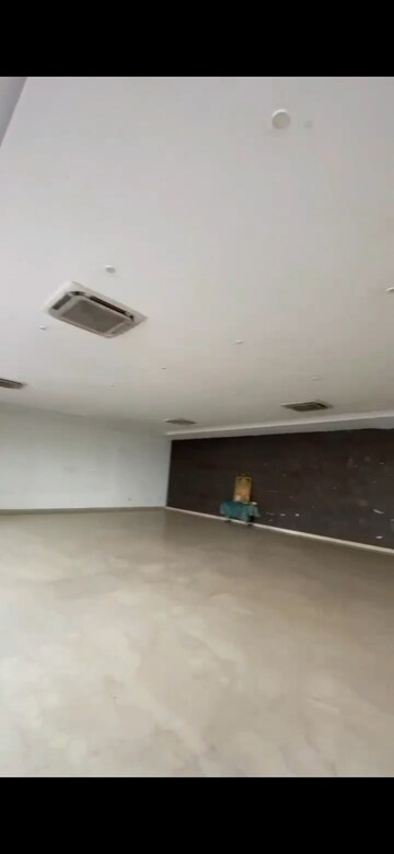 Furnished Amenities in 3 BHK Apartment at Ansal Royal Heritage, Sector 70 – for Sale