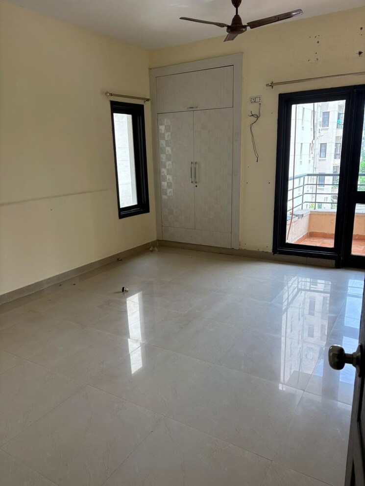 Room, rps-savana 3 Bedroom 1249 Sq.Ft. Apartment In Sector 88 Faridabad 9037799