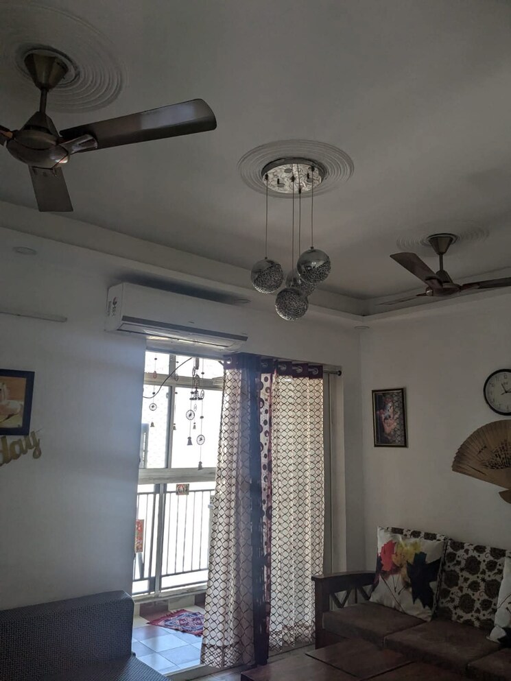 Living Room, ip extension 3 Bedroom 1600 Sq.Ft. Apartment In Ip Extension Delhi 9037809