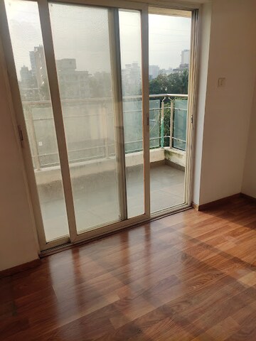 Room in 2 BHK Apartment at Paranjape Schemes Yuthika, Baner – for Rent