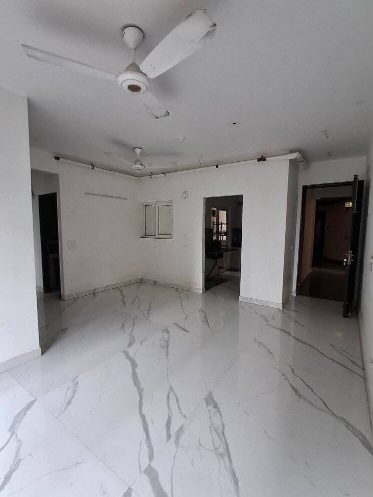 undefined, ip extension 3 Bedroom 1250 Sq.Ft. Apartment In Ip Extension Delhi 9037837