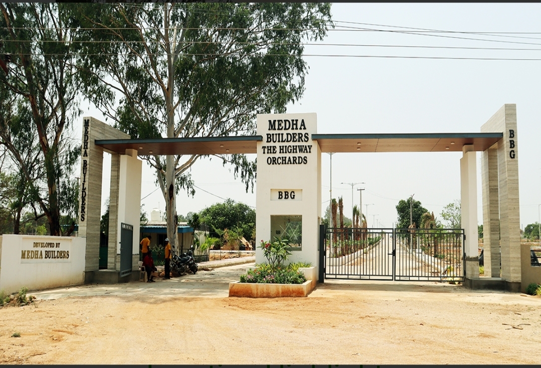 Plot For Sale in The Highway Orchards