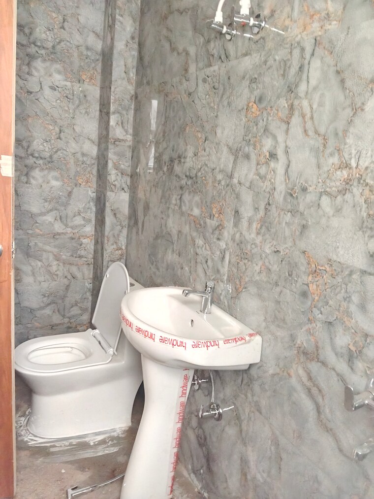 Bathroom, khodna kalan 3 Bedroom 1585 Sq.Ft. Villa In Khodna Kalan Greater Noida 9037886