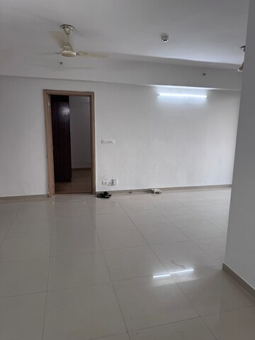 Room in 3.5 BHK Apartment at DLF New Town Heights III, Sector 91 – for Rent