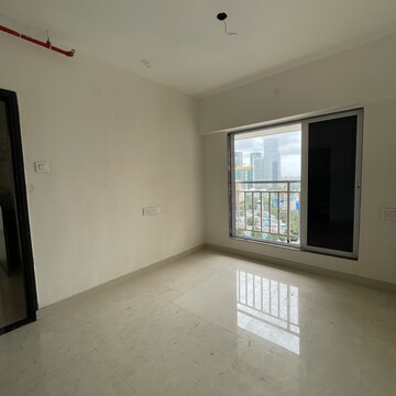 Room in 1 BHK Apartment at Tapovan Apartment Malad East, Pathan Wadi – for Rent