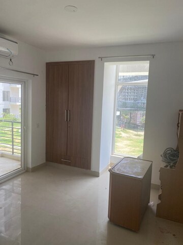 Room in 3 BHK Apartment at SS The Coralwood, Sector 84 – for Sale