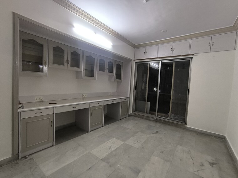  Parking, kaveri-chs-kharghar 1 Bedroom 580 Sq.Ft. Apartment In Kharghar Navi Mumbai 9037933