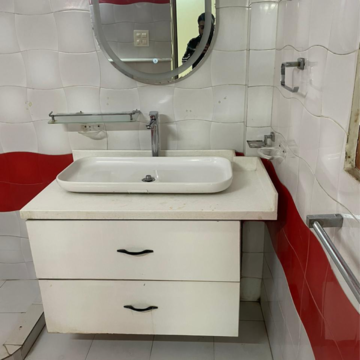 Bathroom in 6 BHK Independent House at Sector 39 – for Rent