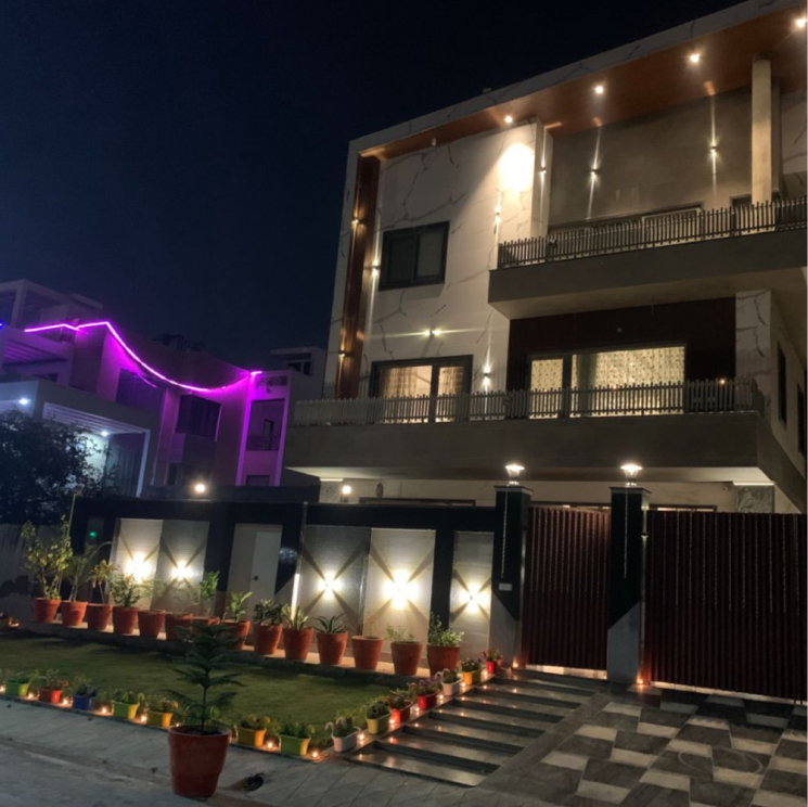 Exterior View, sector 39 6 Bedroom 200 Sq.Mt. Independent House In Sector 39 Noida 9037976