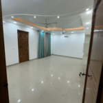 6 BHK + Pooja Room,Servant Room,Study Room 200 Sq.Mt. Independent House in Sector 39