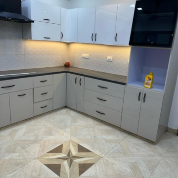 Kitchen in 6 BHK Independent House at Sector 39 – for Rent