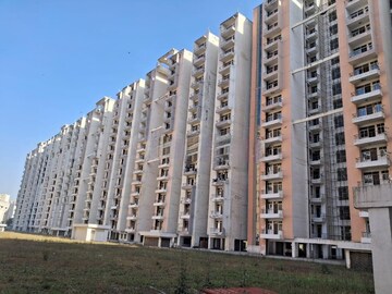 2 BHK Apartment For Sale in GNIDA Lohiya Enclave, Saini