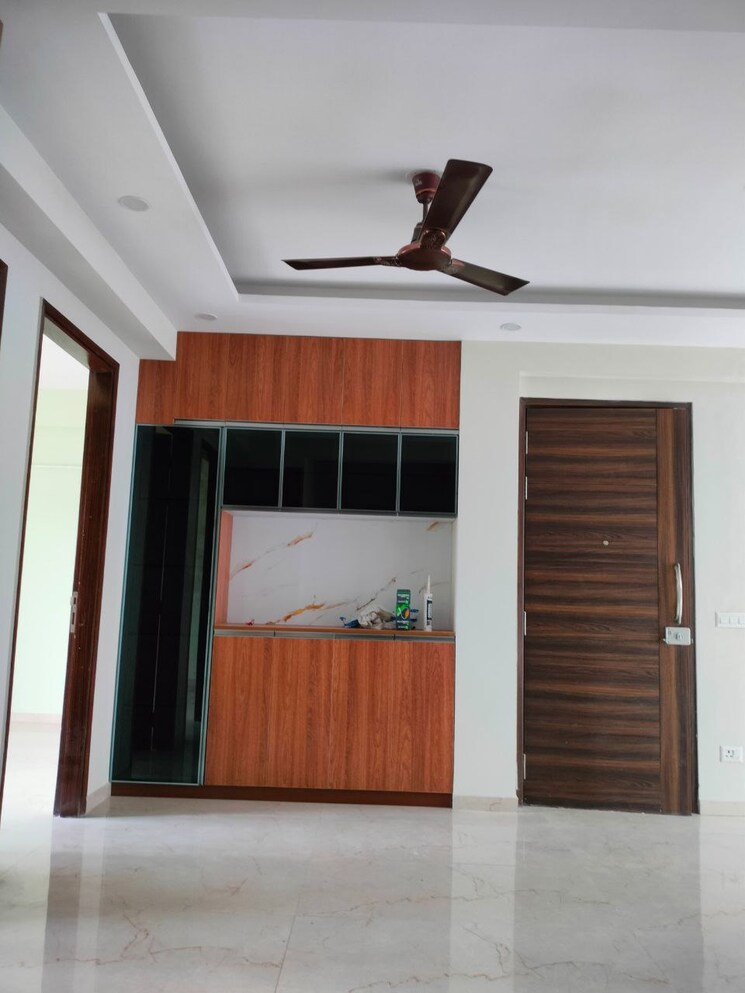 Room, smart-world-gems 2.5 Bedroom 1200 Sq.Ft. Builder Floor In Sector 89 Gurgaon 9037972