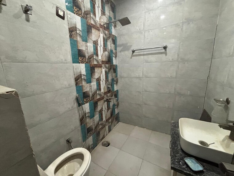 Bathroom, raghunandan-rama-garden 3.5 Bedroom 75 Sq.Yd. Independent House In Sector 89 Faridabad 9037993