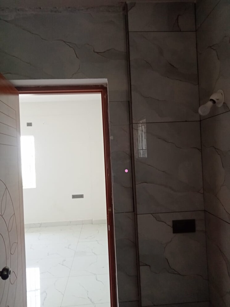 Bathroom, koppa gate 2.5 Bedroom 1179 Sq.Ft. Apartment In Koppa Gate Bangalore 9038034