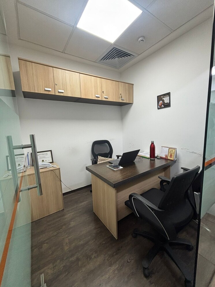 Team Area, sector 47 Commercial Office Space 1150 Sq.Ft. In Sector 47 Gurgaon 9038046