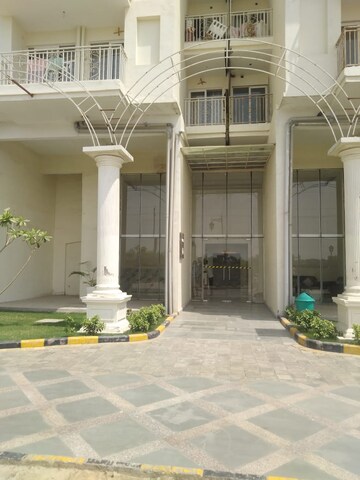 2 BHK Apartment – Exterior View View at Sector 10 Greater Noida - for Rent