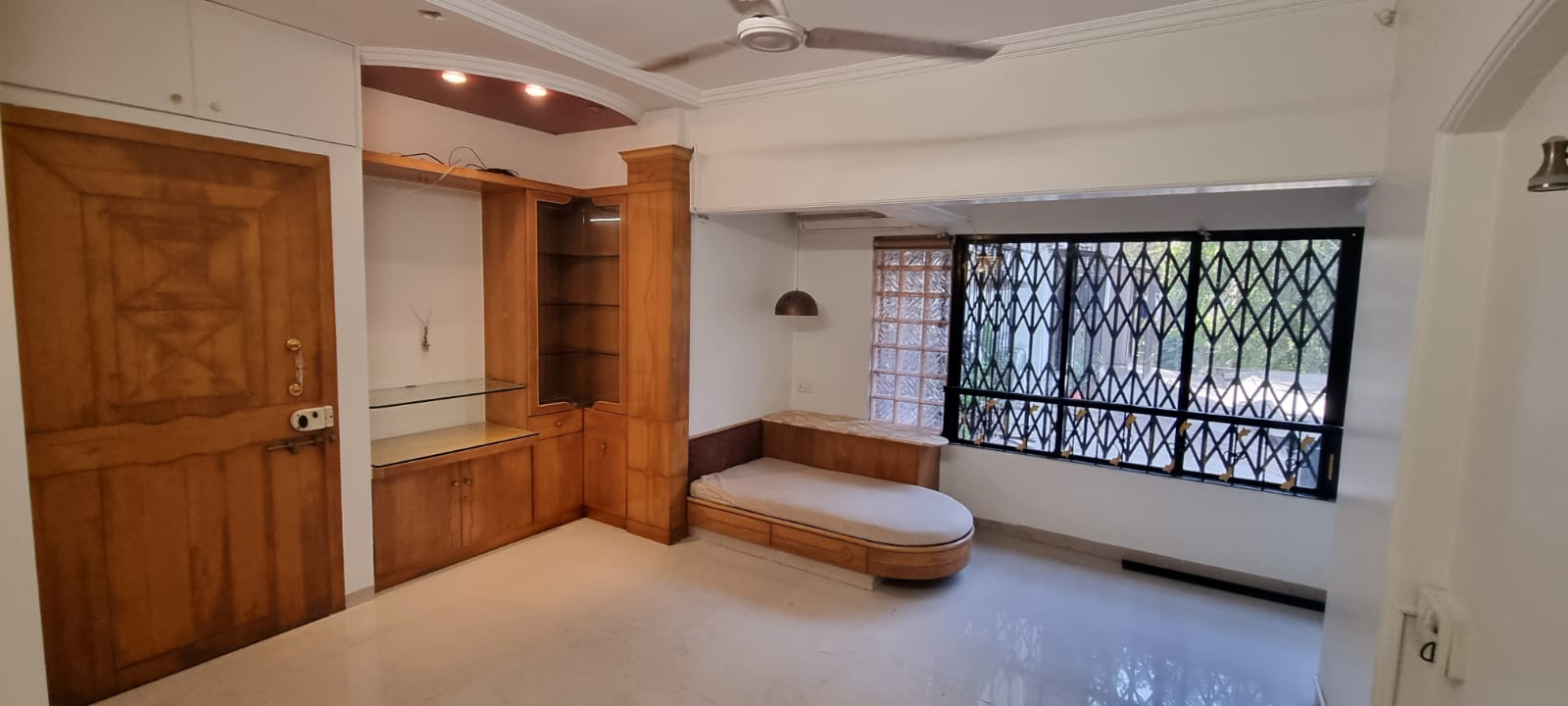 2 BHK + Study Room Apartment For Rent in Shilp Tower
