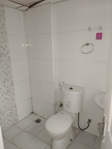 Bathroom in 2 BHK Apartment at Supertech Cape Town, Sector 74 – for Rent