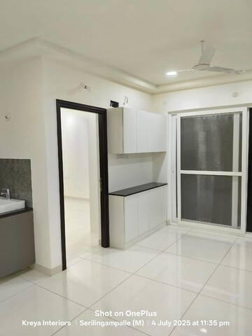 Room in 2.5 BHK Apartment at Aparna Sarovar Zicon, Nallagandla – for Rent
