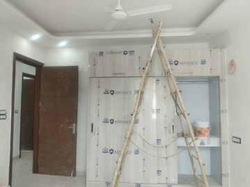 Building Lobby in 3 BHK Builder Floor at Malviya Nagar – for Sale