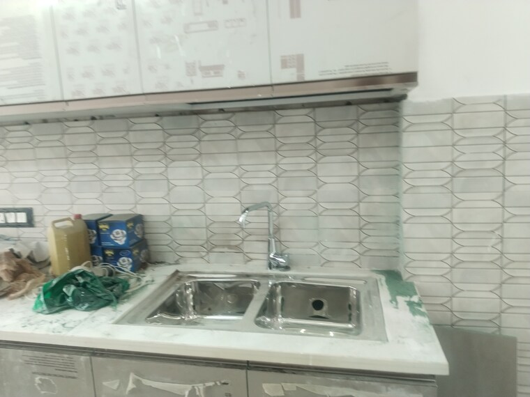 Kitchen, malviya nagar 3 Bedroom 200 Sq.Yd. Builder Floor In Malviya Nagar Delhi 9038165