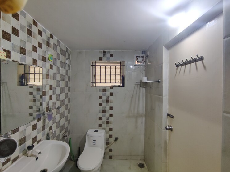 Bathroom, mc-sarovar 2 Bedroom 1223 Sq.Ft. Apartment In Kr Puram Bangalore 9038115