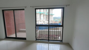 Room in 2 BHK Apartment at Shapoorji Pallonji Sensorium, Hinjewadi – for Rent