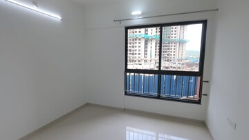 Room in 2 BHK Apartment at Shapoorji Pallonji Sensorium, Hinjewadi – for Rent